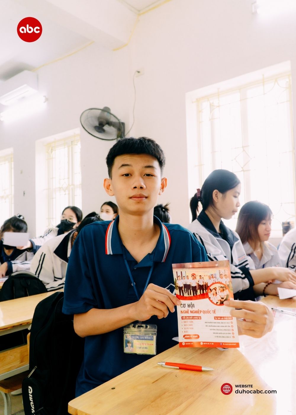 tu-van-du-hoc-truong-thpt-hoa-lu-a-7