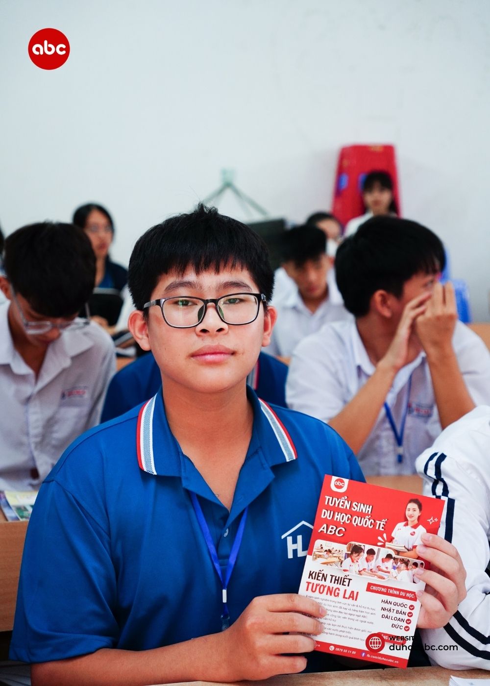 tu-van-du-hoc-truong-thpt-hoa-lu-a-9