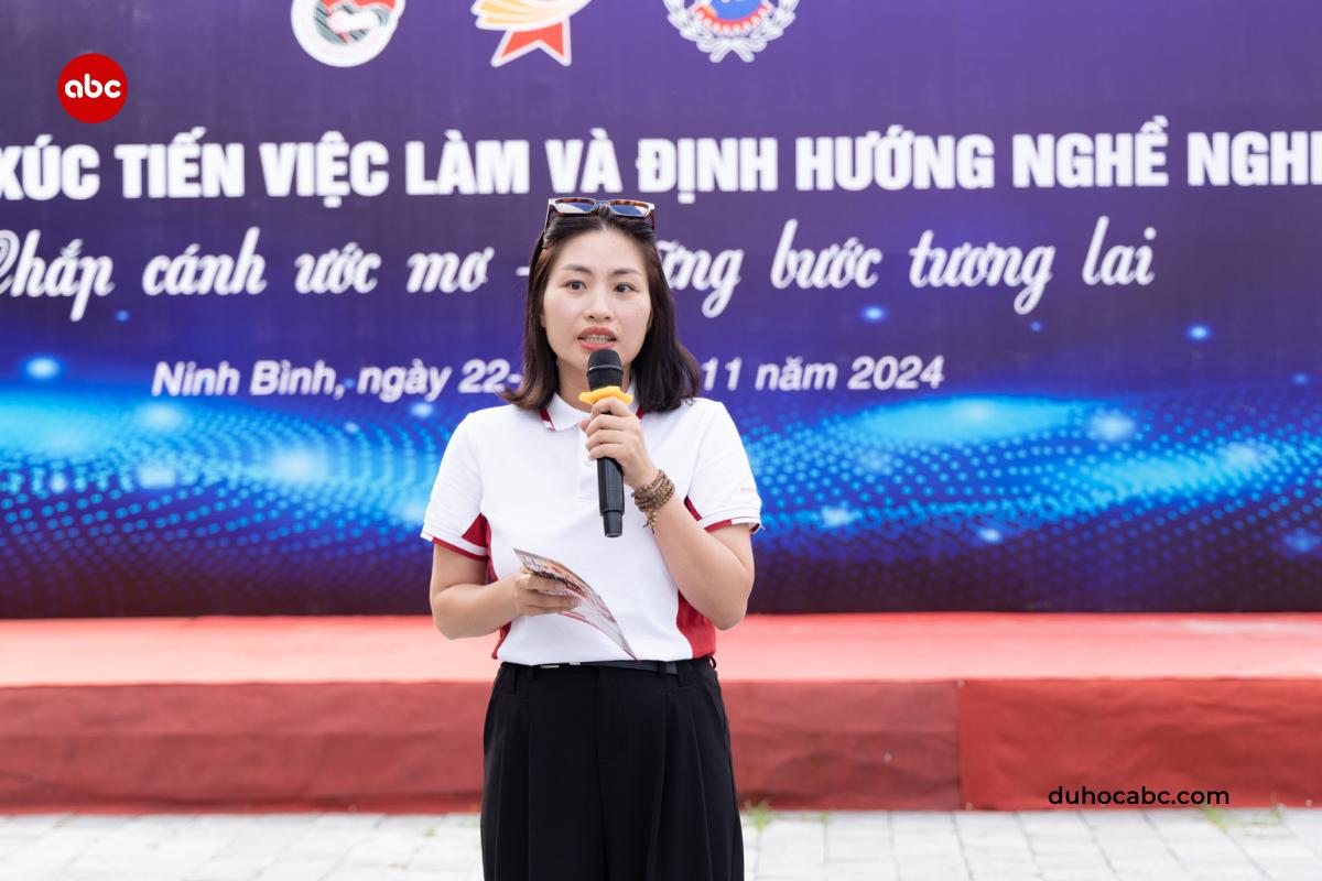 abc-giao-luu-voi-truong-thpt-truong-han-sieu-10