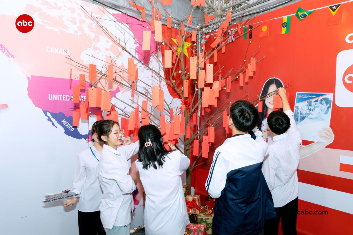 abc-giao-luu-voi-truong-thpt-truong-han-sieu-4