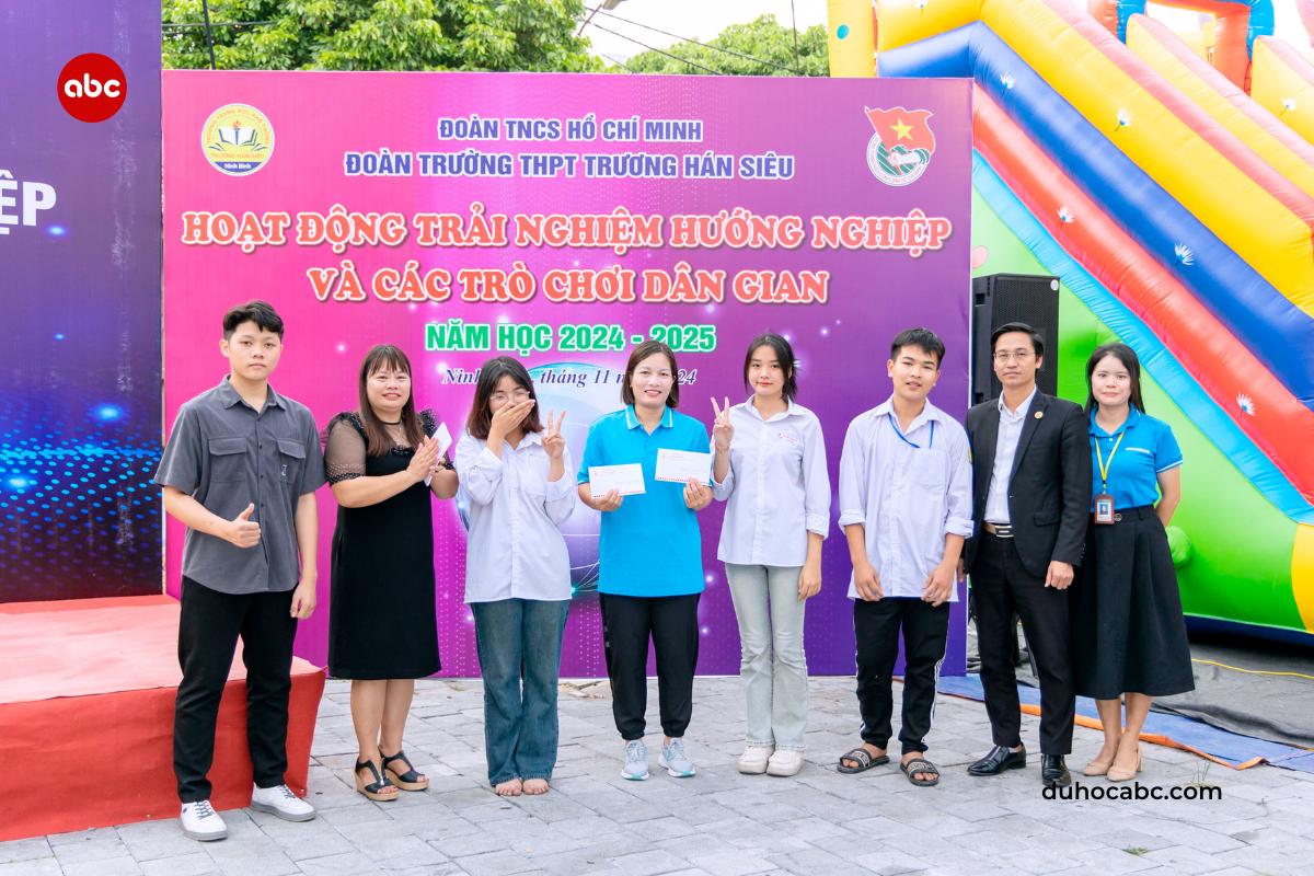 abc-giao-luu-voi-truong-thpt-truong-han-sieu-5