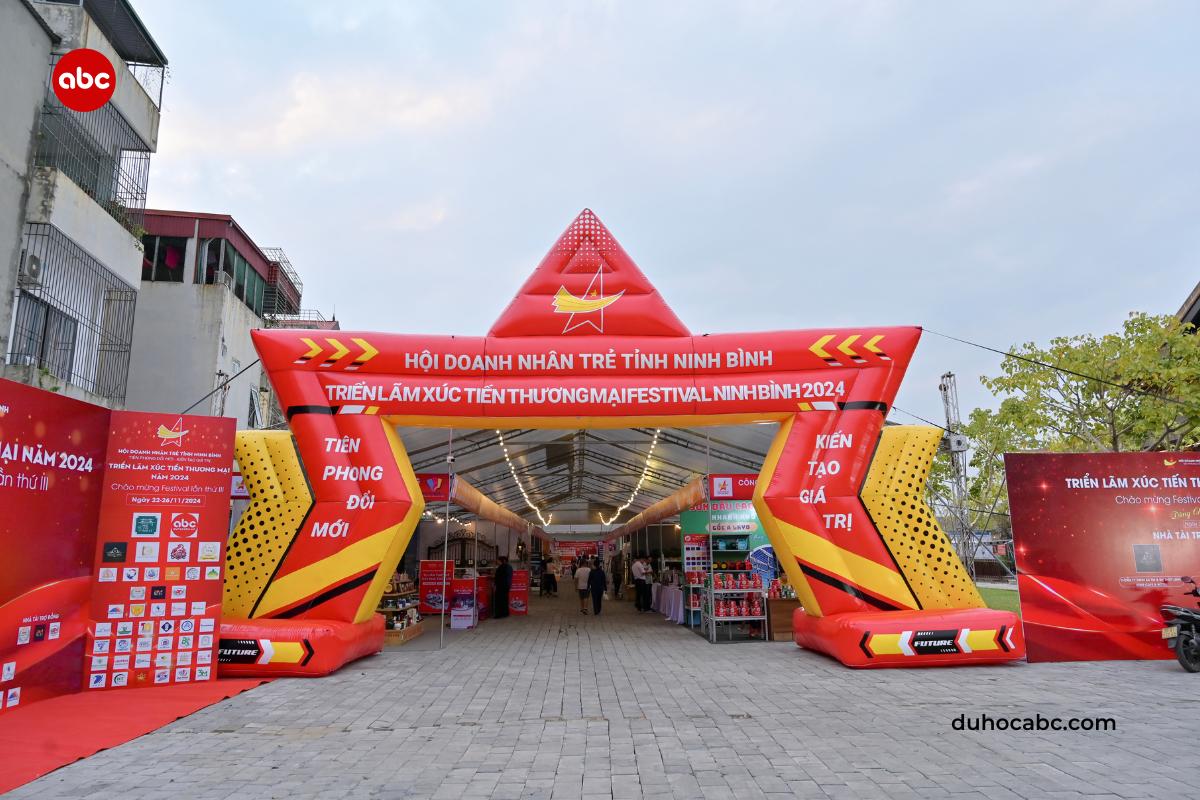 abc-la-nha-tai-tro-kim-cuong-cho-trien-lam-ninh-binh-1